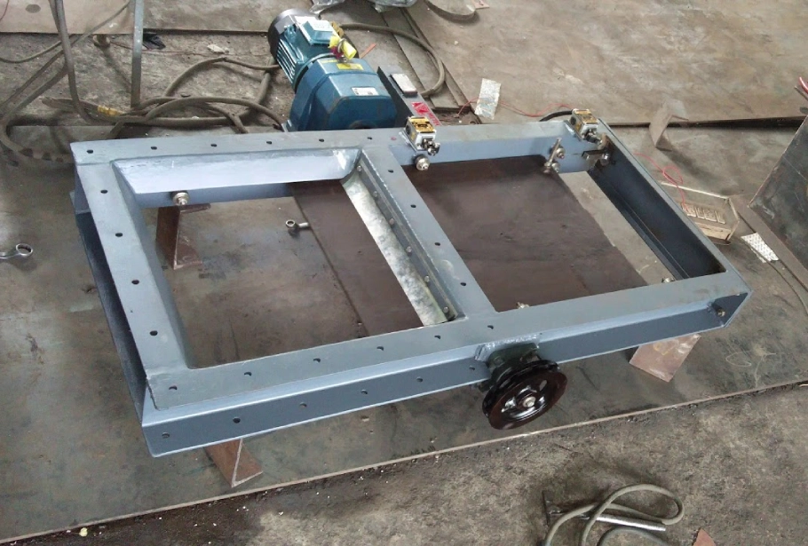 Rack-And-Pinion-Gate