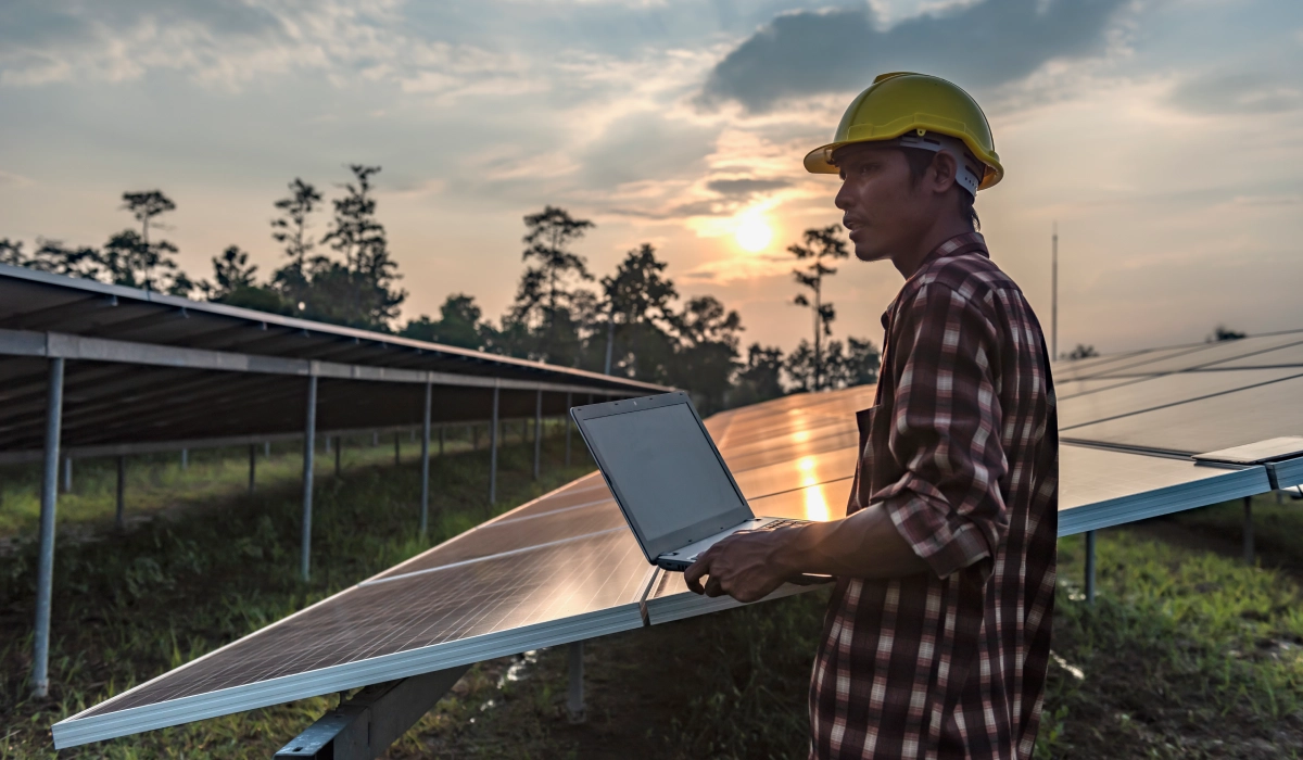 Solar Plant Installation for Residential, Government & C&I